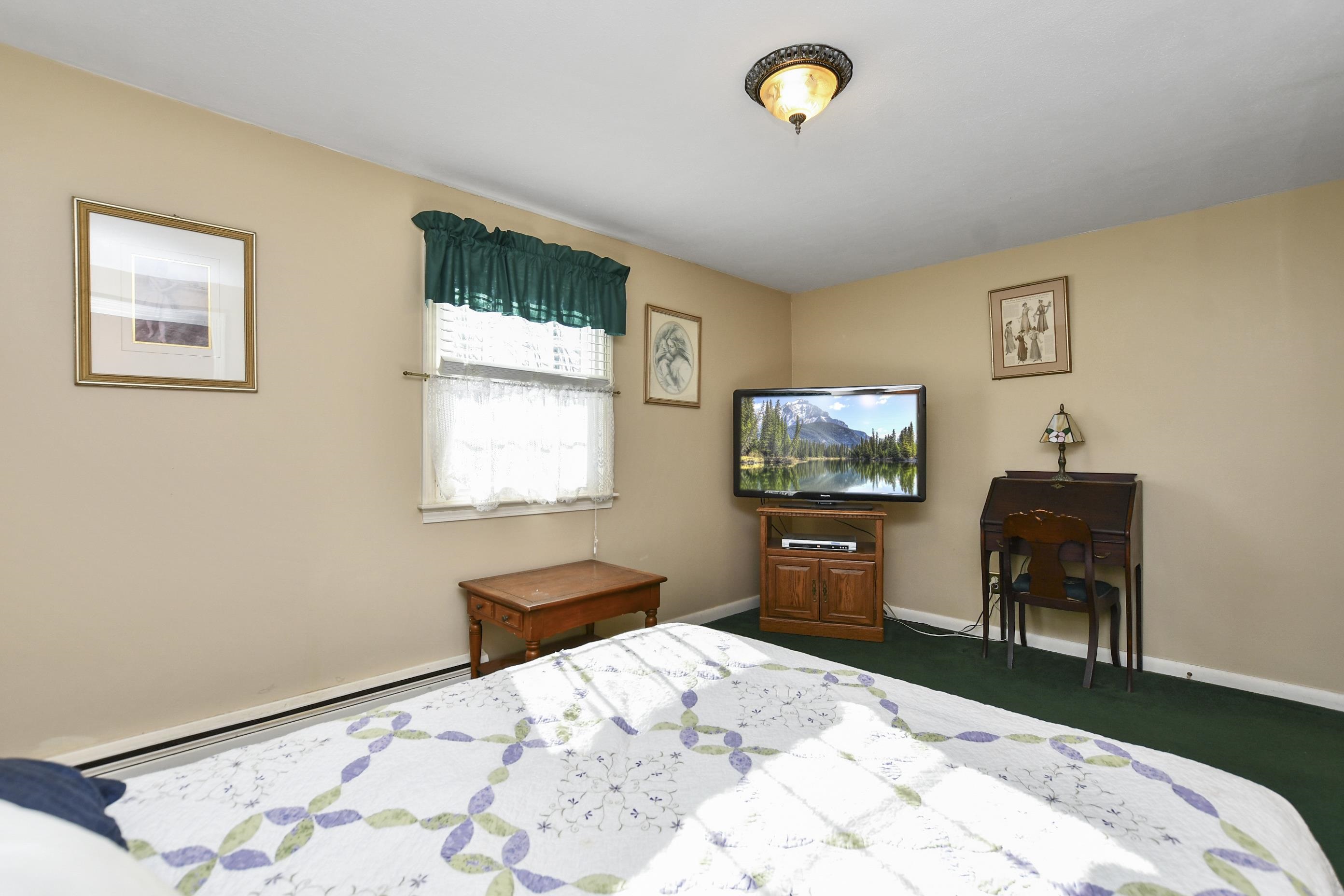 17 Bailey Road