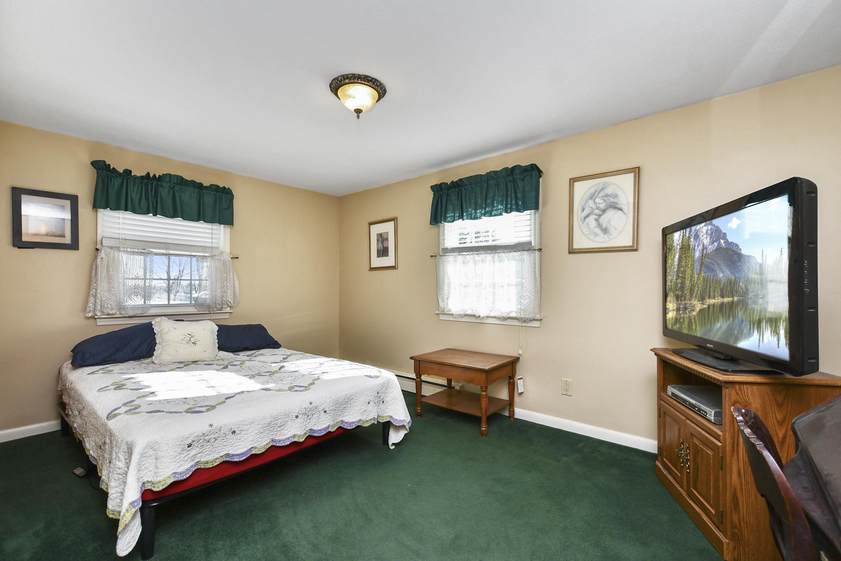 17 Bailey Road