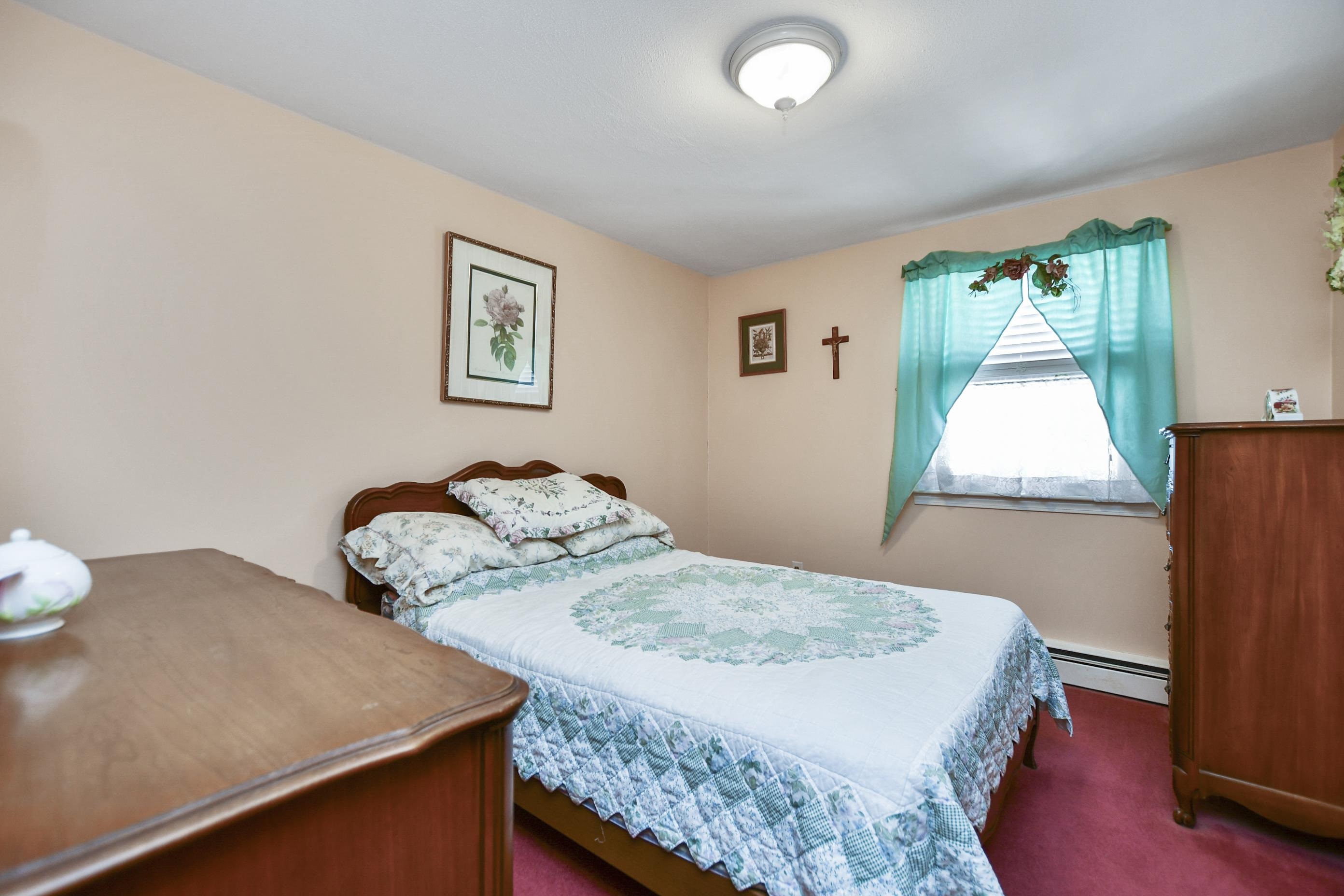 17 Bailey Road
