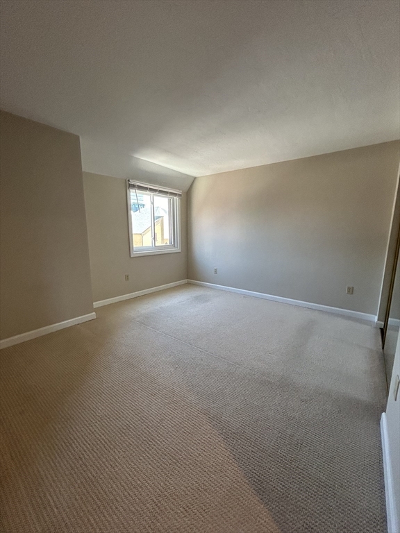 44 Elm St # 305
