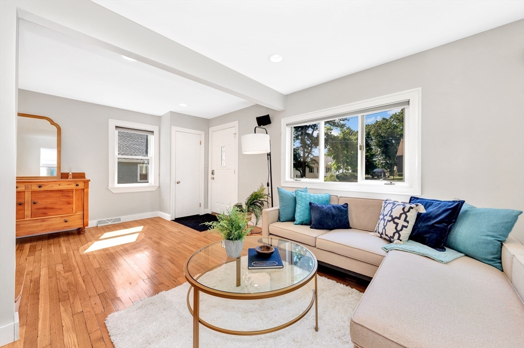 7 Poplar St