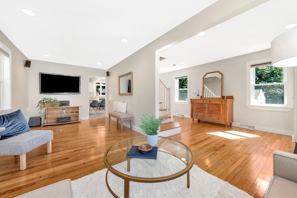 7 Poplar St