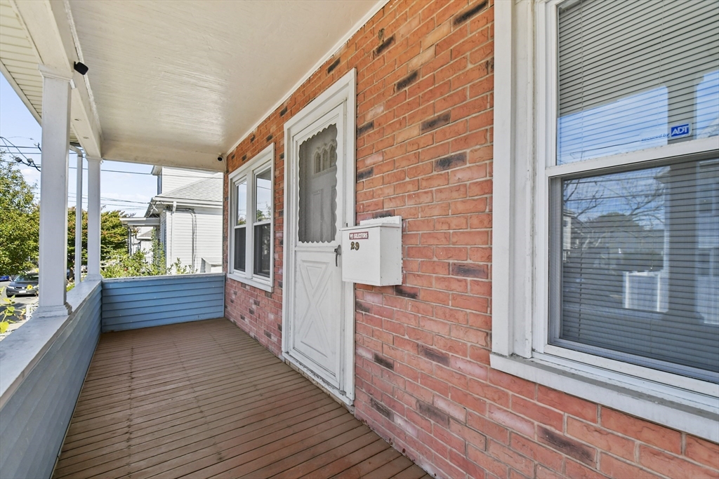 29 Rock Valley Avenue