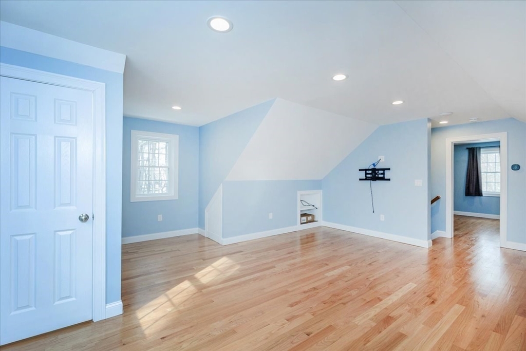 63 Salem Rd