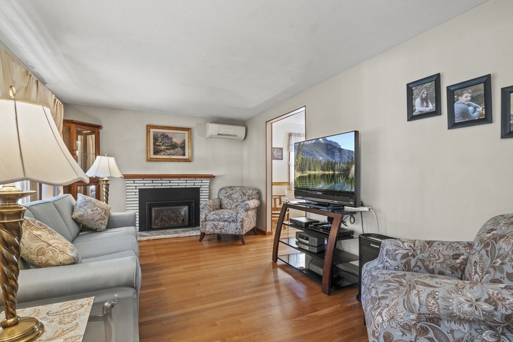 27 Fairview Avenue