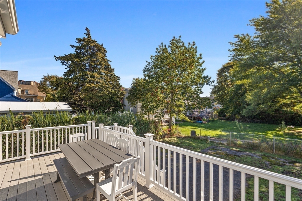 55 Bowman St