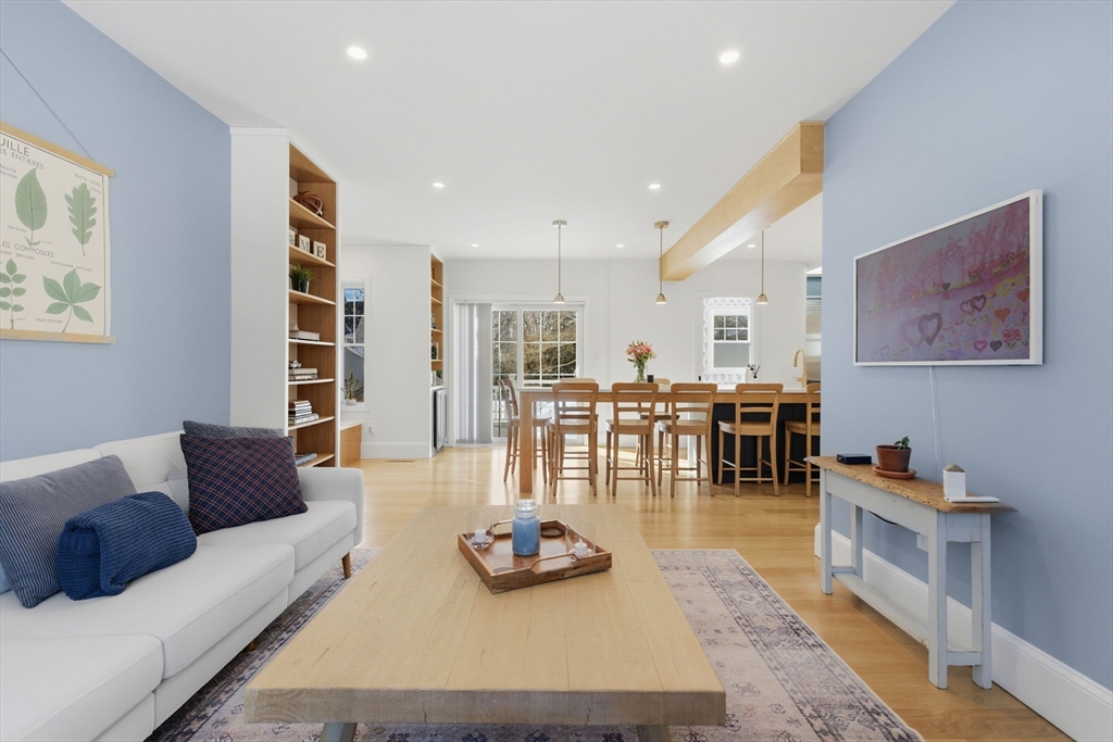 55 Bowman St