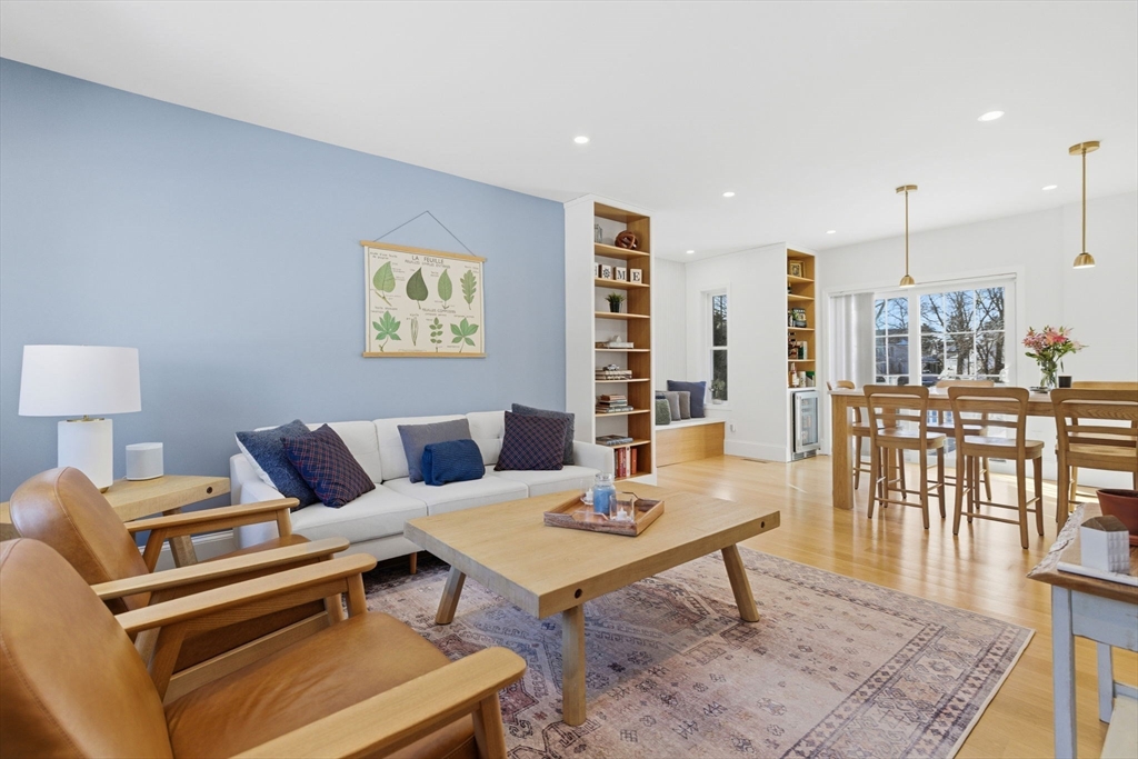 55 Bowman St