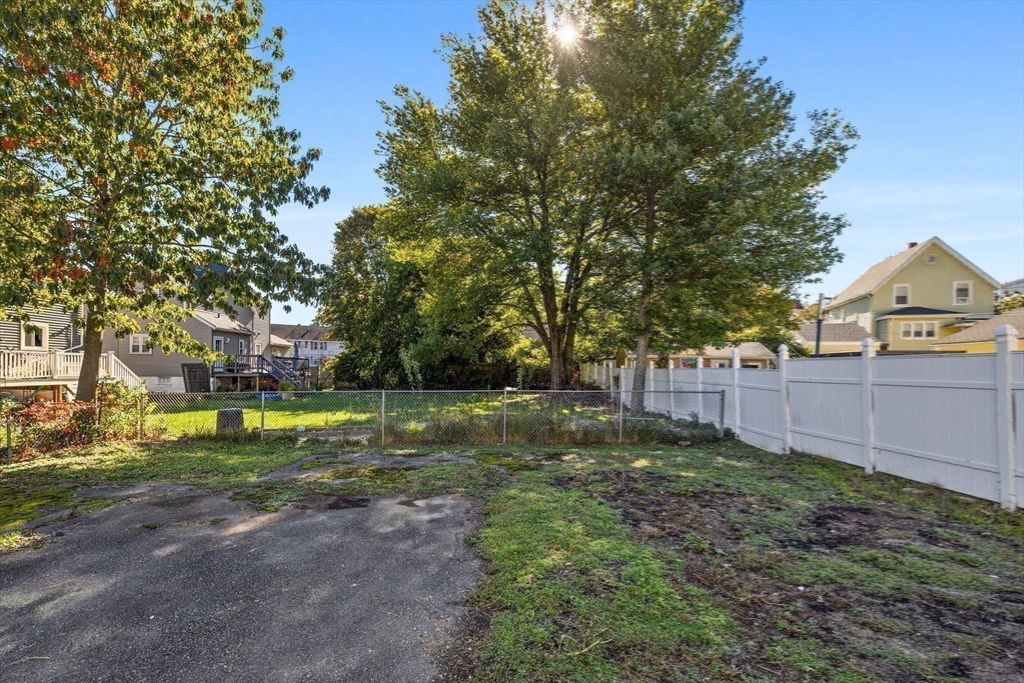 55 Bowman St