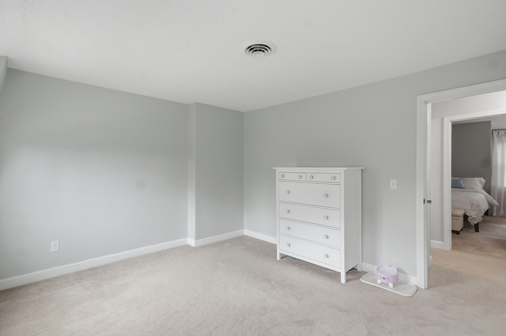 30 Harris Street # 8