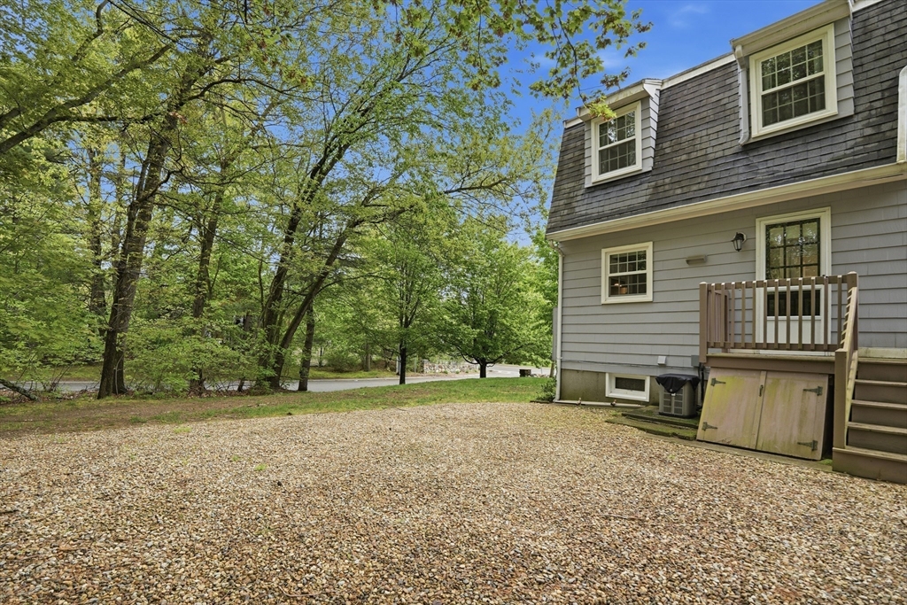 30 Harris Street # 8