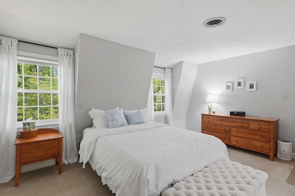 30 Harris Street # 8