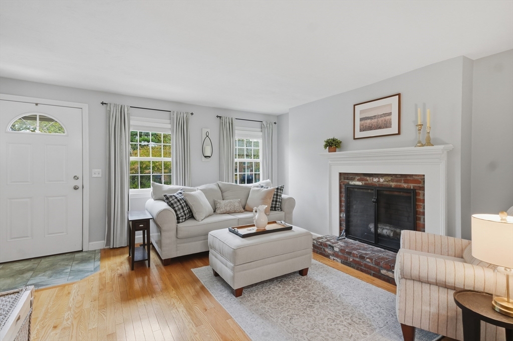 30 Harris Street # 8