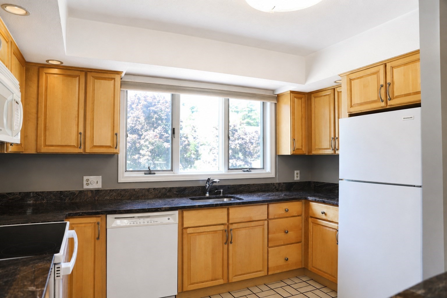701 Sherwood Forest Ln # 701
