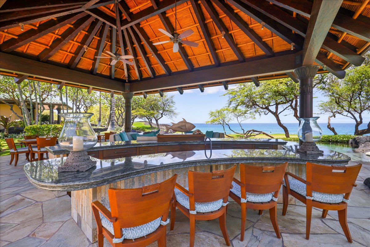 49 BLACK SAND BEACH AT MAUNA LANI RESORT