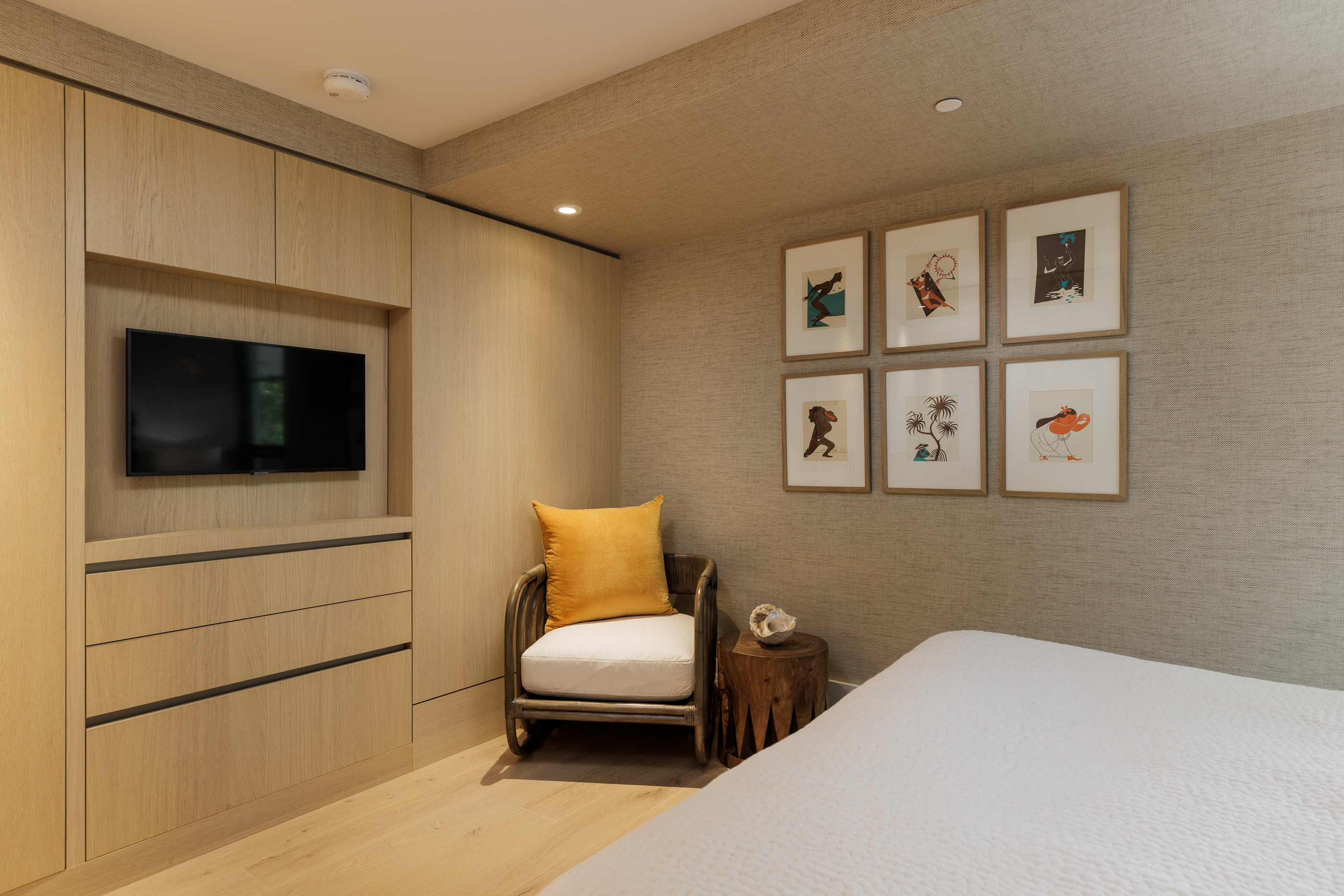 66-84 KAUNAOA DR C34