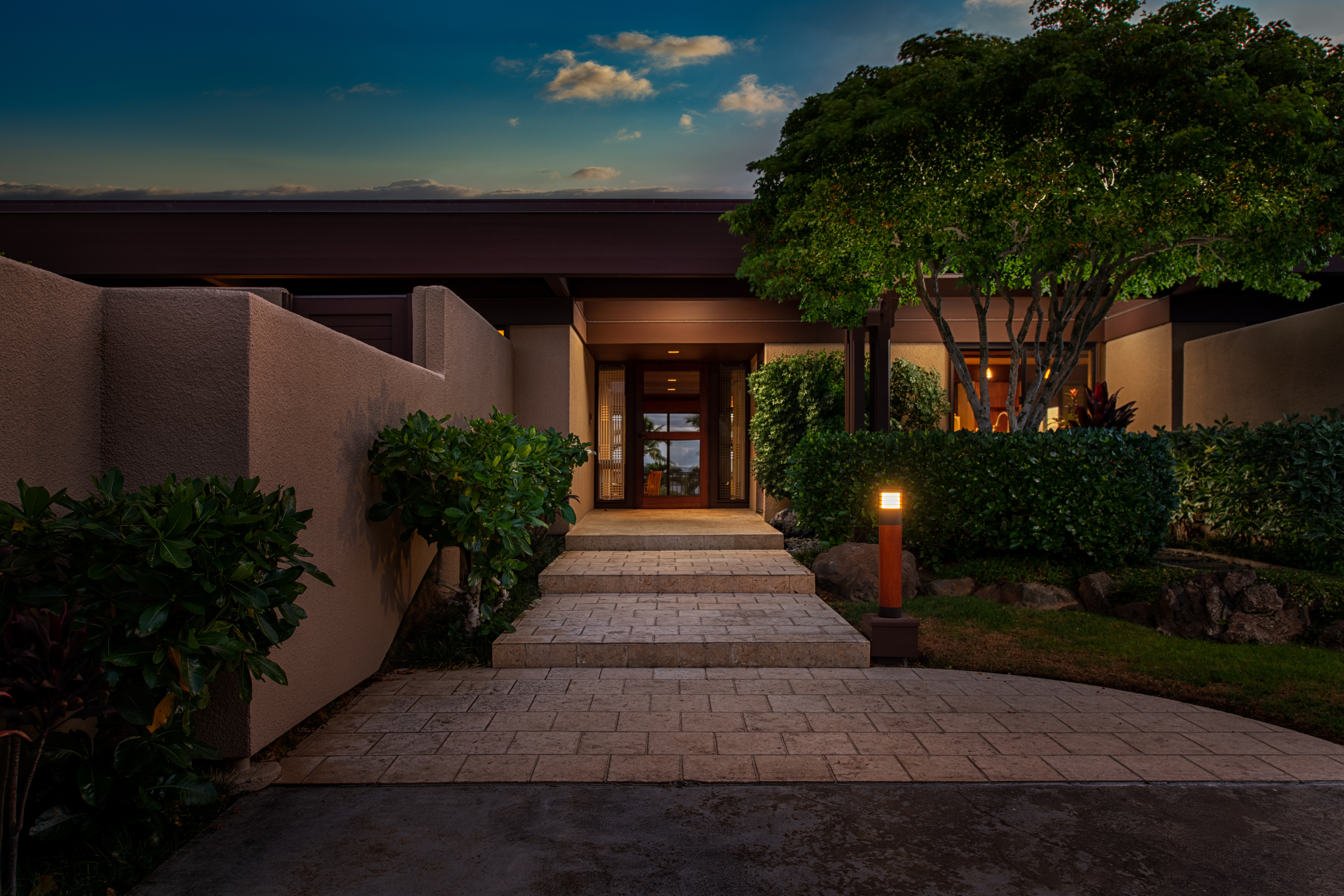 62-224 KAMAHOI PL 12