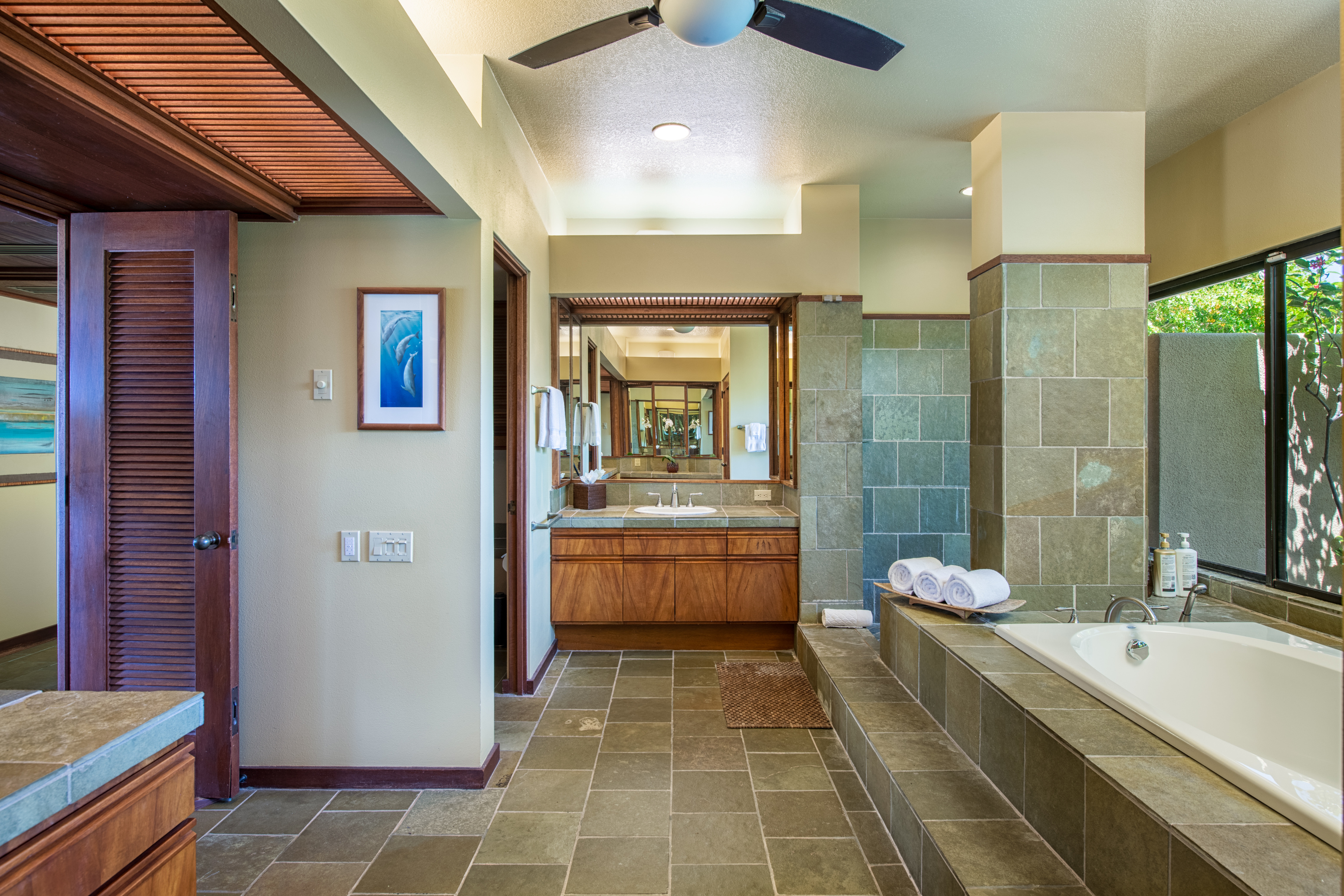 62-224 KAMAHOI PL 12