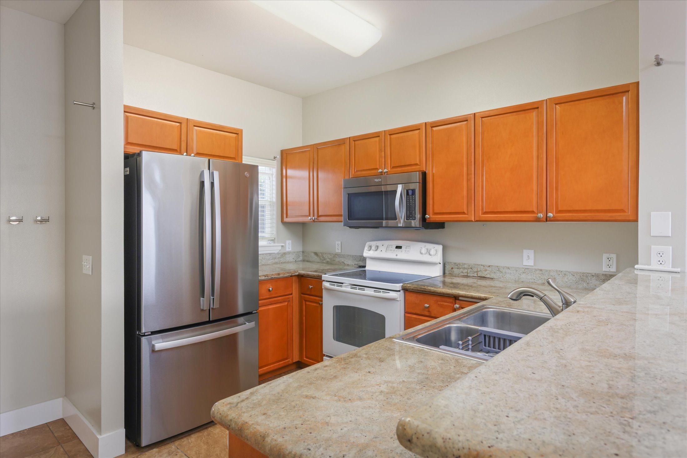 73-1102 NUUANU PL F103