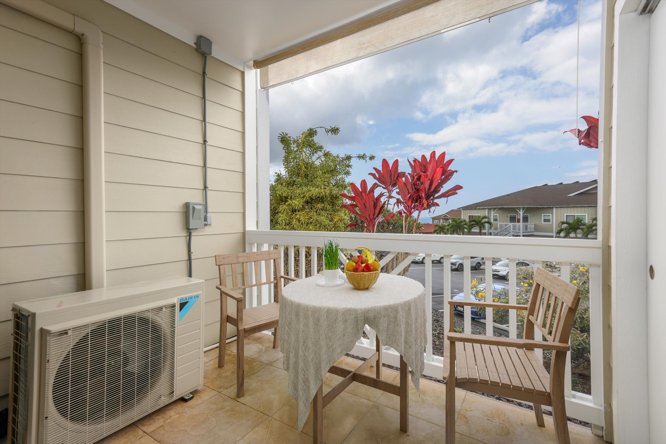 73-1102 NUUANU PL F103