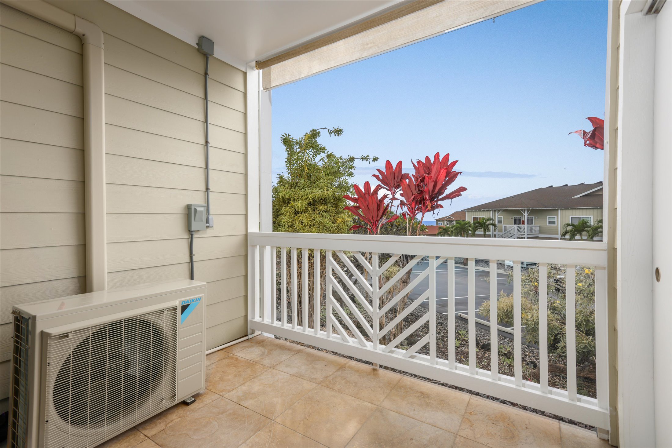 73-1102 NUUANU PL F103