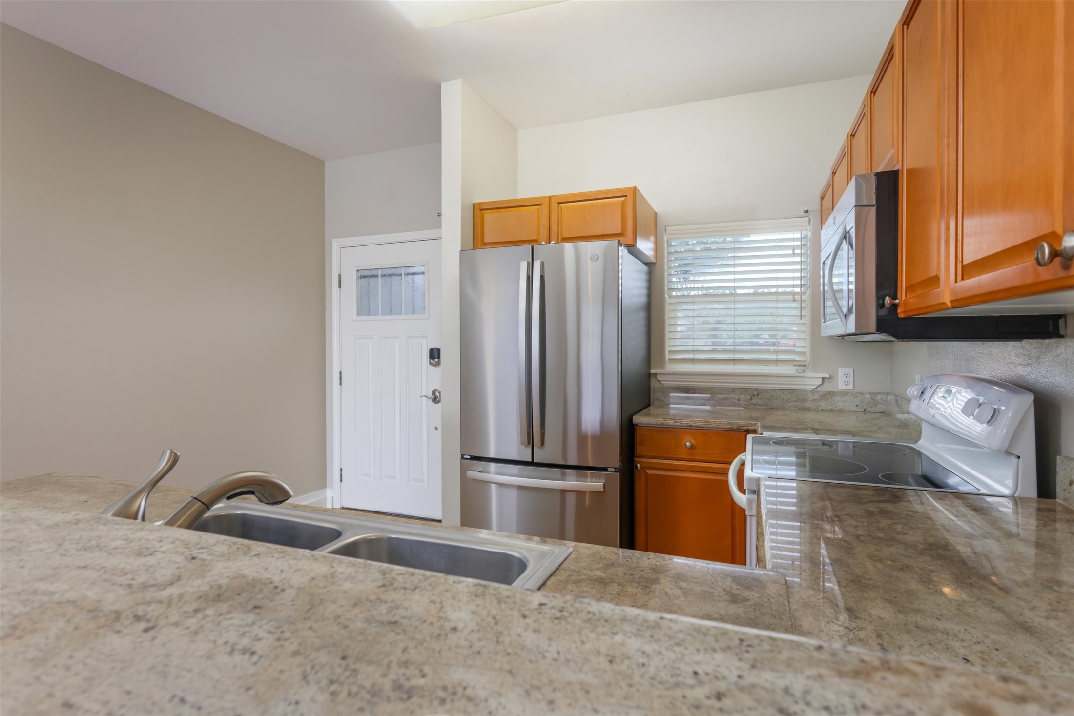 73-1102 NUUANU PL F103