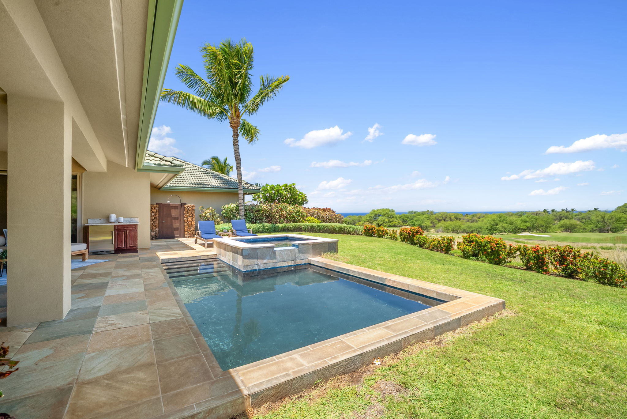 62-3600 AMAUI PLACE 324