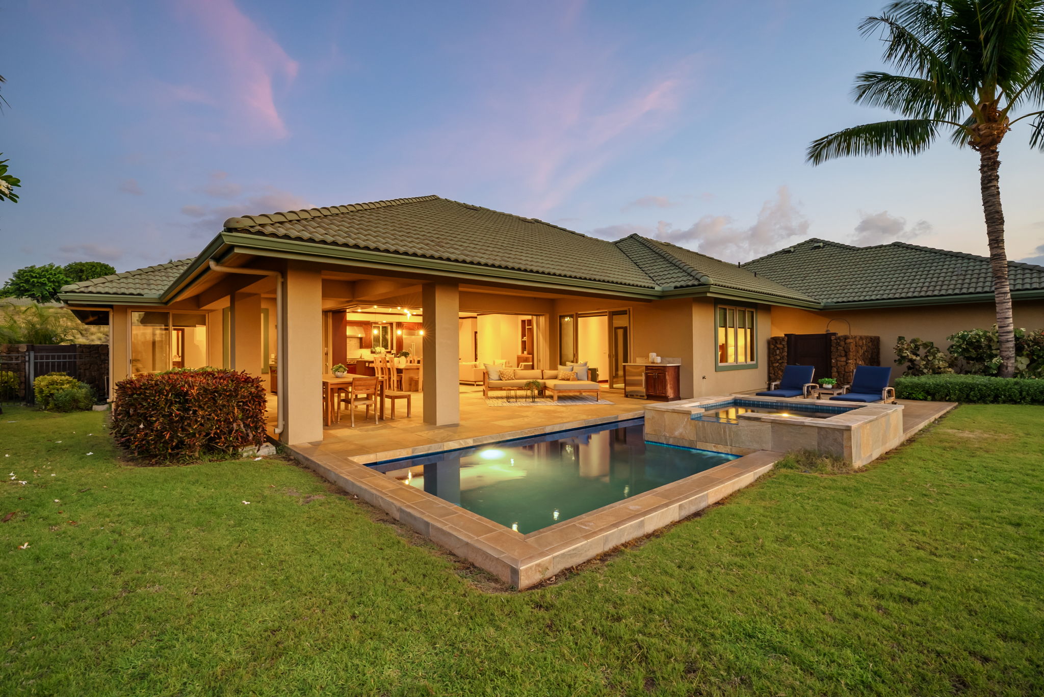 62-3600 AMAUI PLACE 324