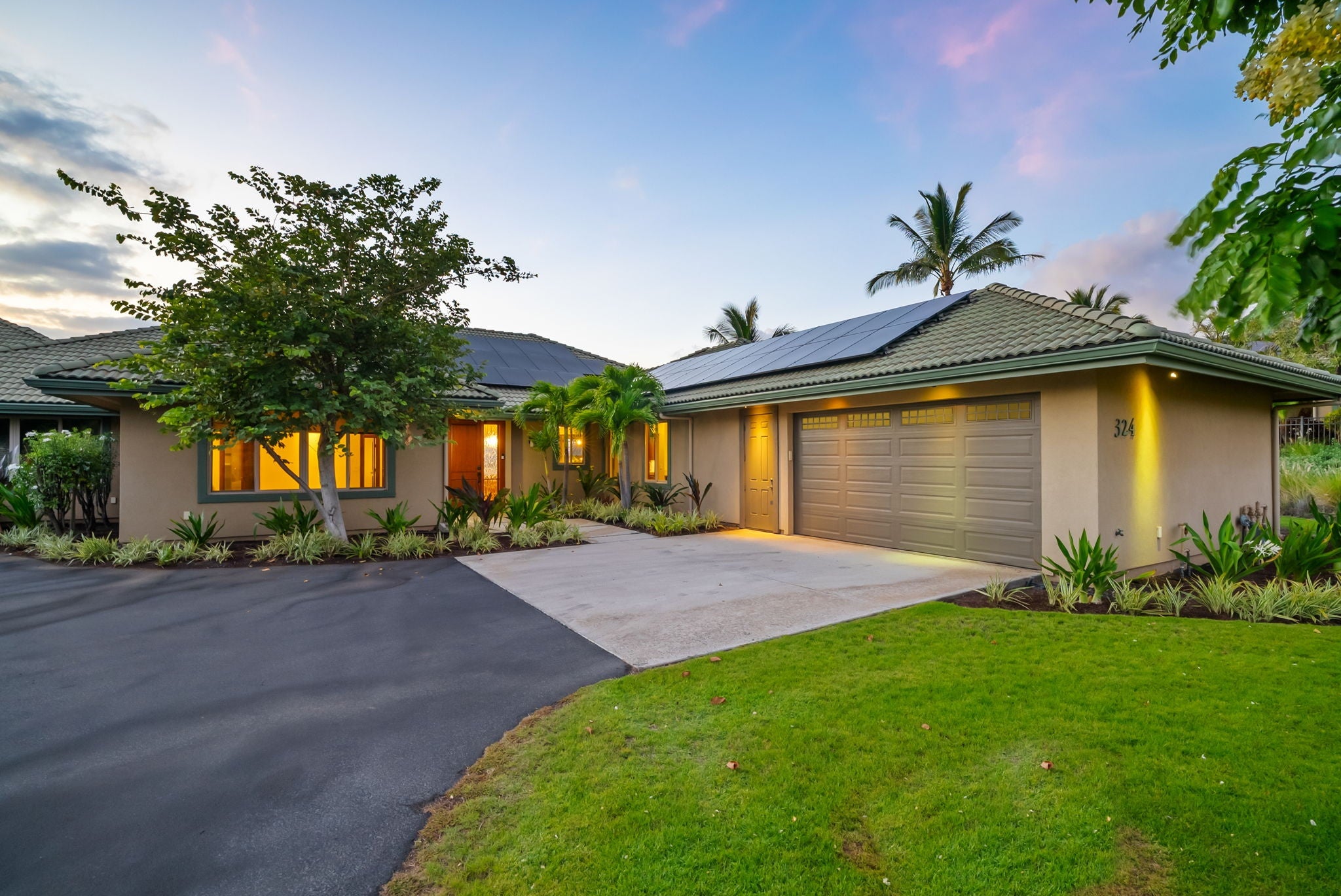 62-3600 AMAUI PLACE 324