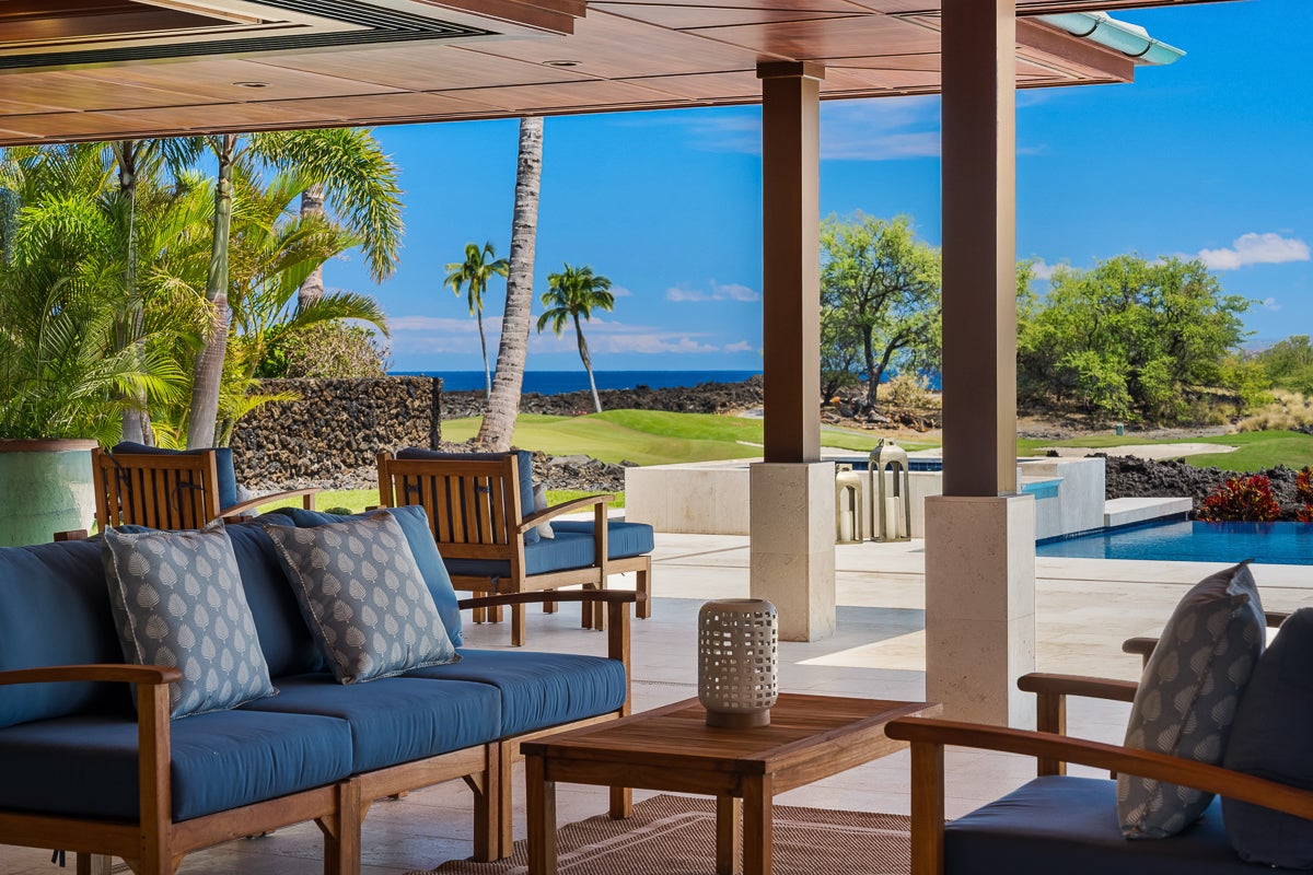 68-1013 KE KAILANI DR