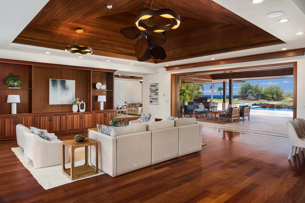 68-1013 KE KAILANI DR