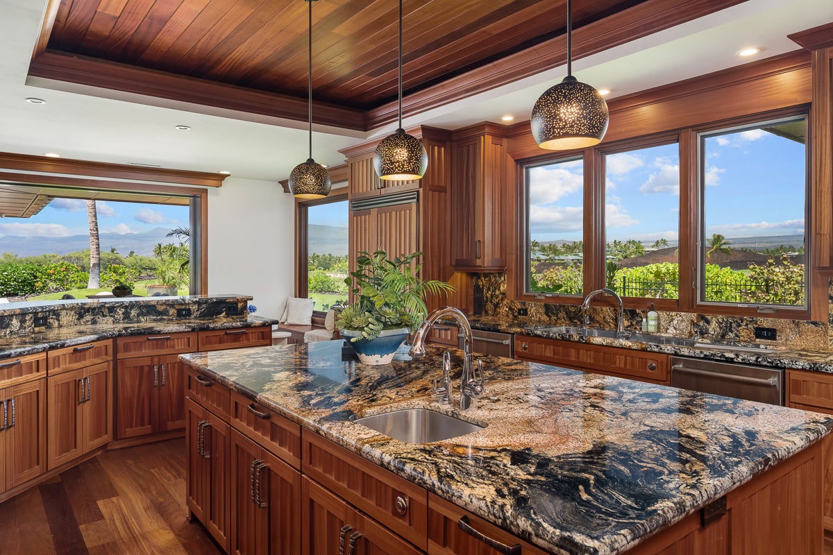 68-1013 KE KAILANI DR