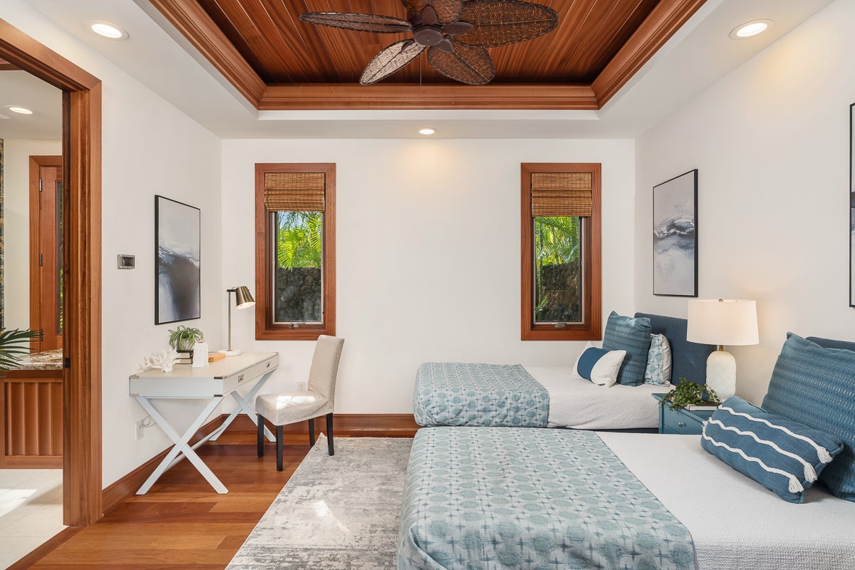 68-1013 KE KAILANI DR