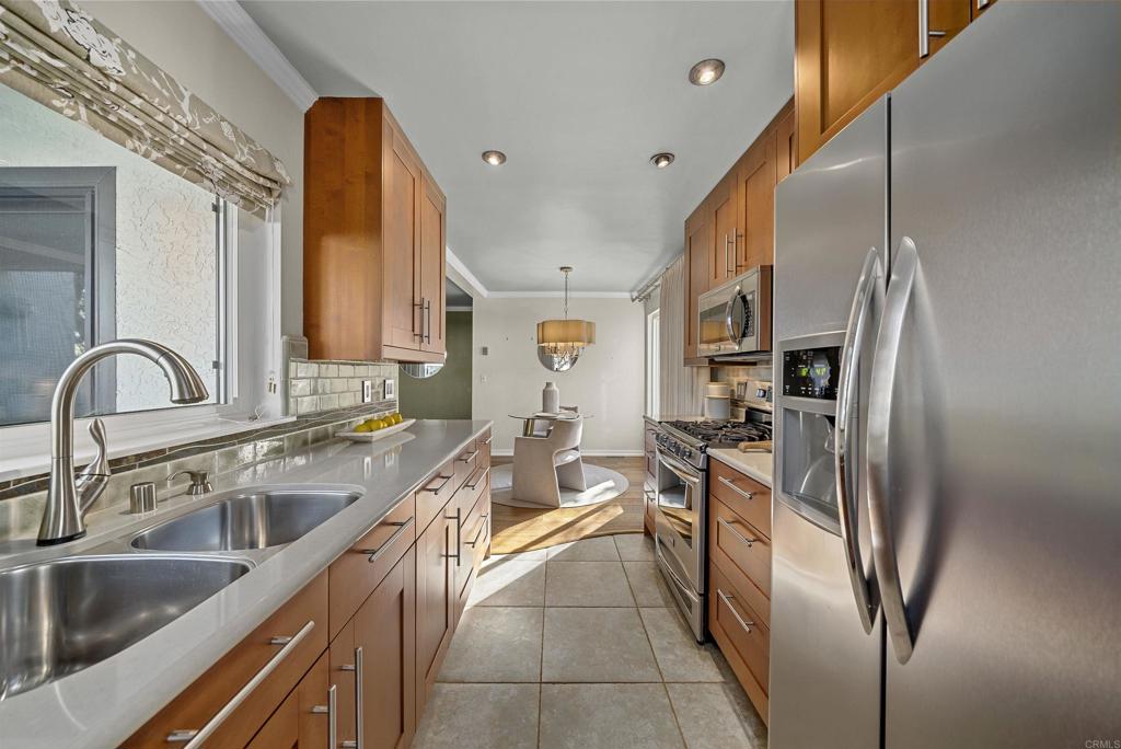 8398 New Salem Street 15