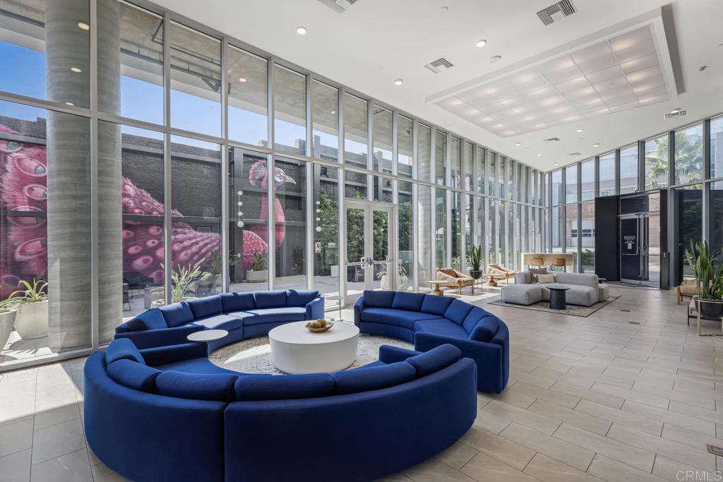 5750 Hollywood Boulevard 236