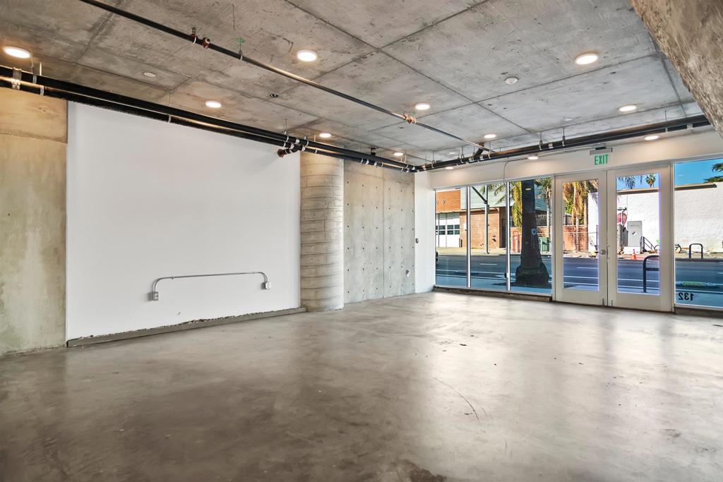 5750 Hollywood Boulevard 236