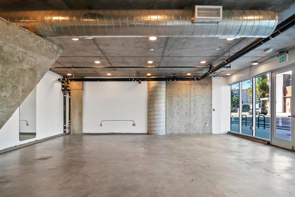 5750 Hollywood Boulevard 236