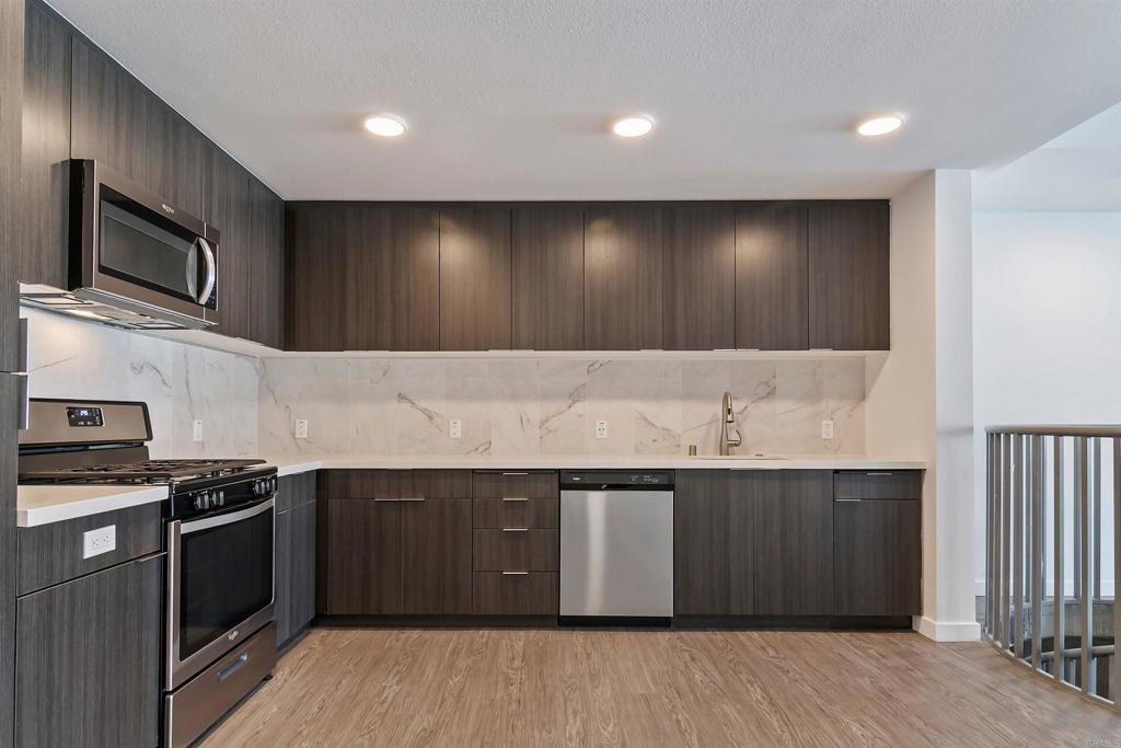 5750 Hollywood Boulevard 236