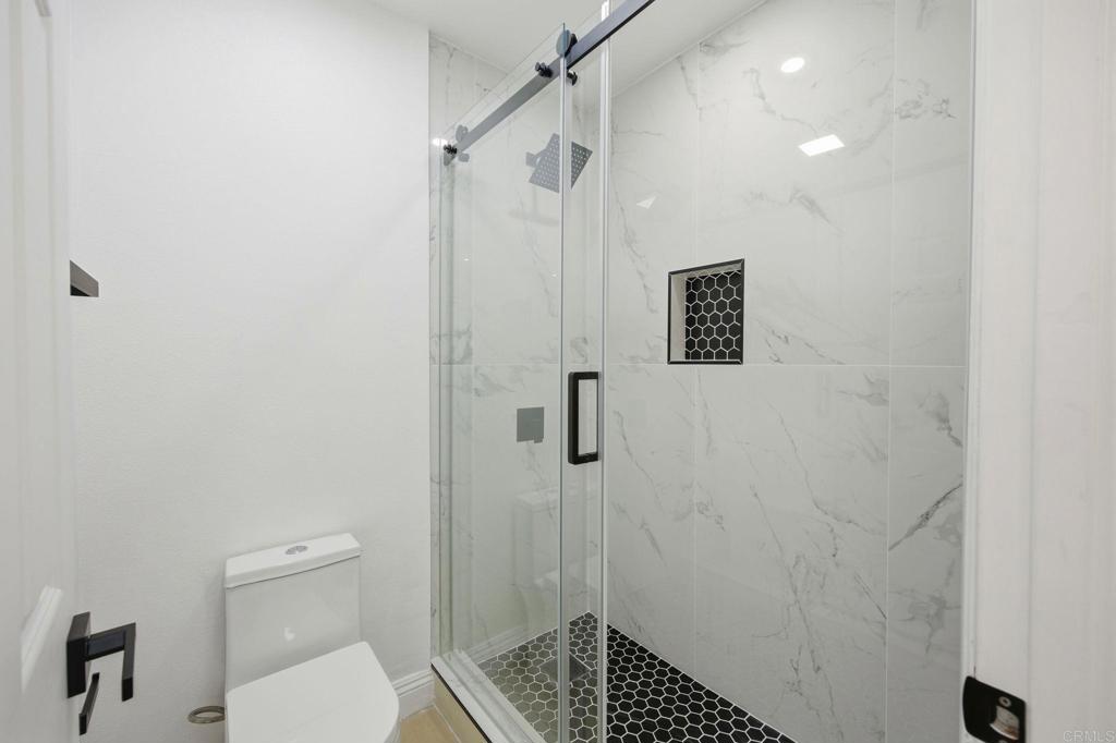 10174 Camino Ruiz 46