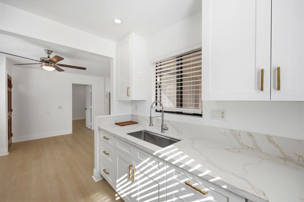 10174 Camino Ruiz 46