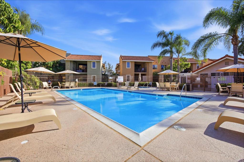 10174 Camino Ruiz 46