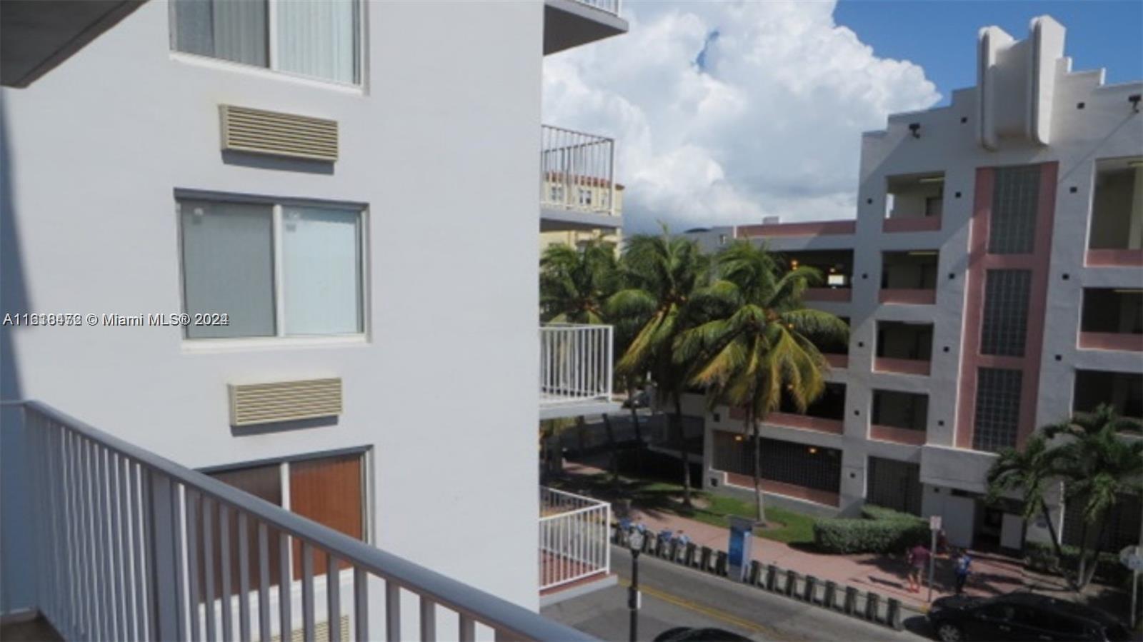 1255 Collins Ave # 407