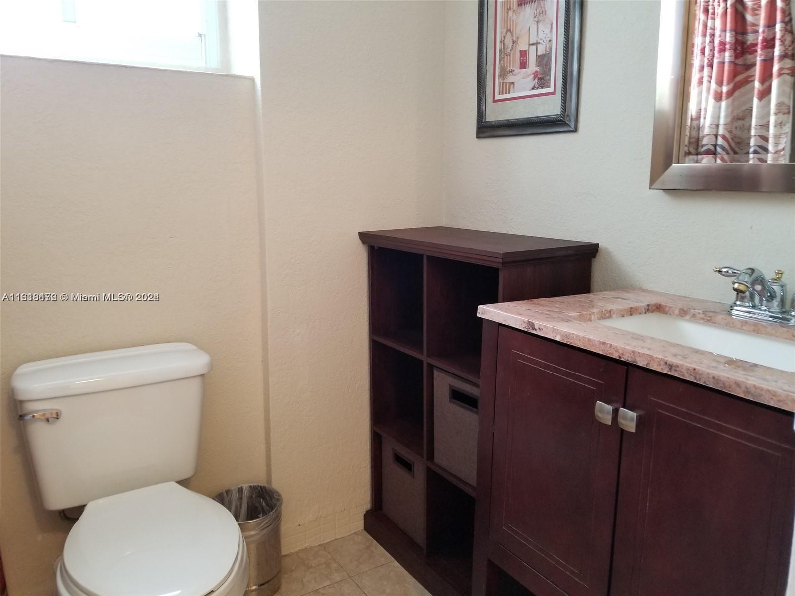 1255 Collins Ave # 407