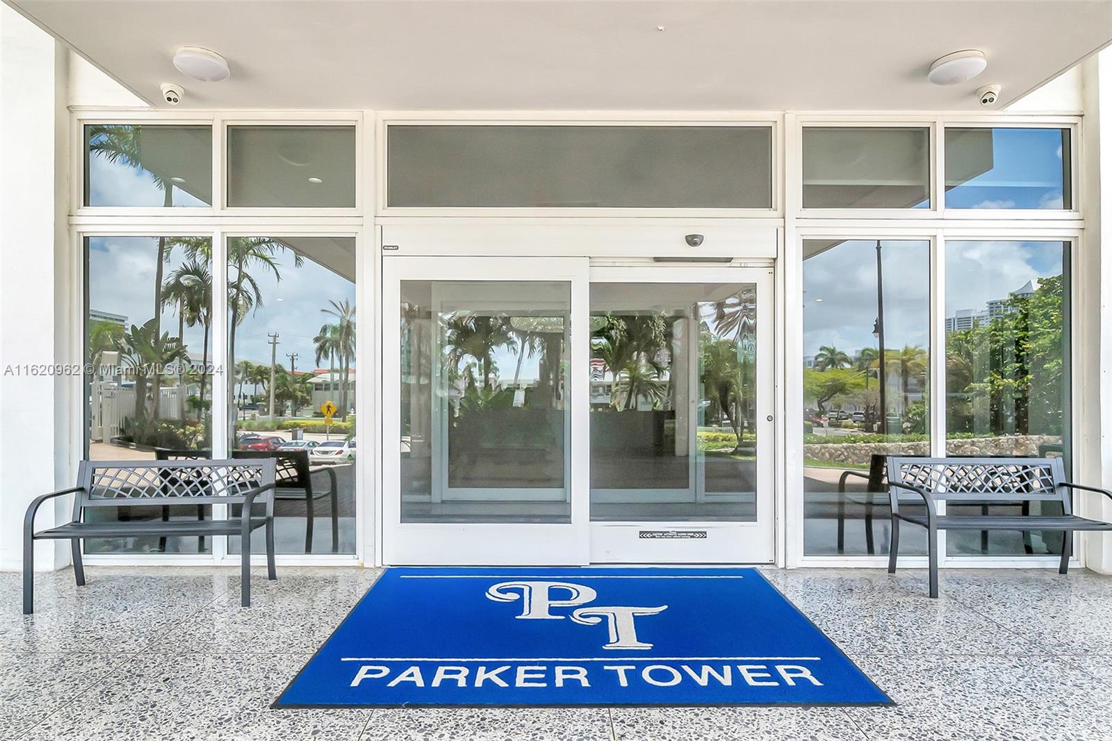 3140 S Ocean Dr # 2002