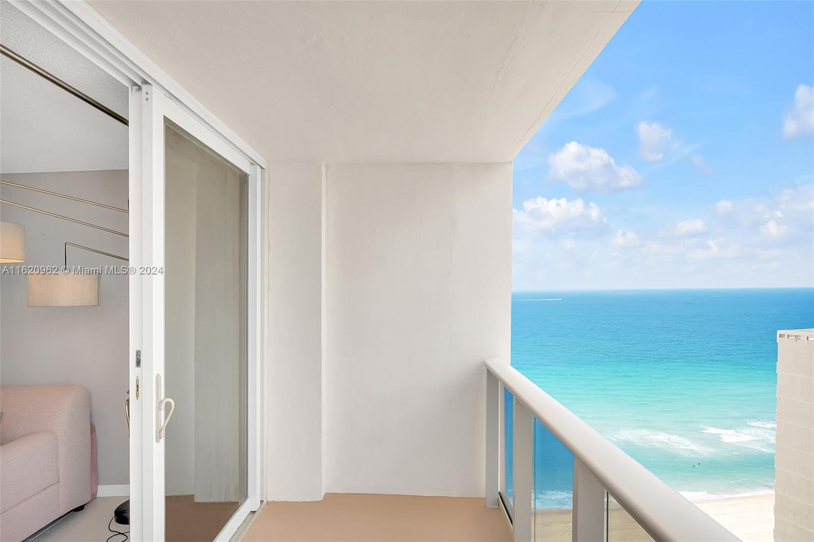 3140 S Ocean Dr # 2002