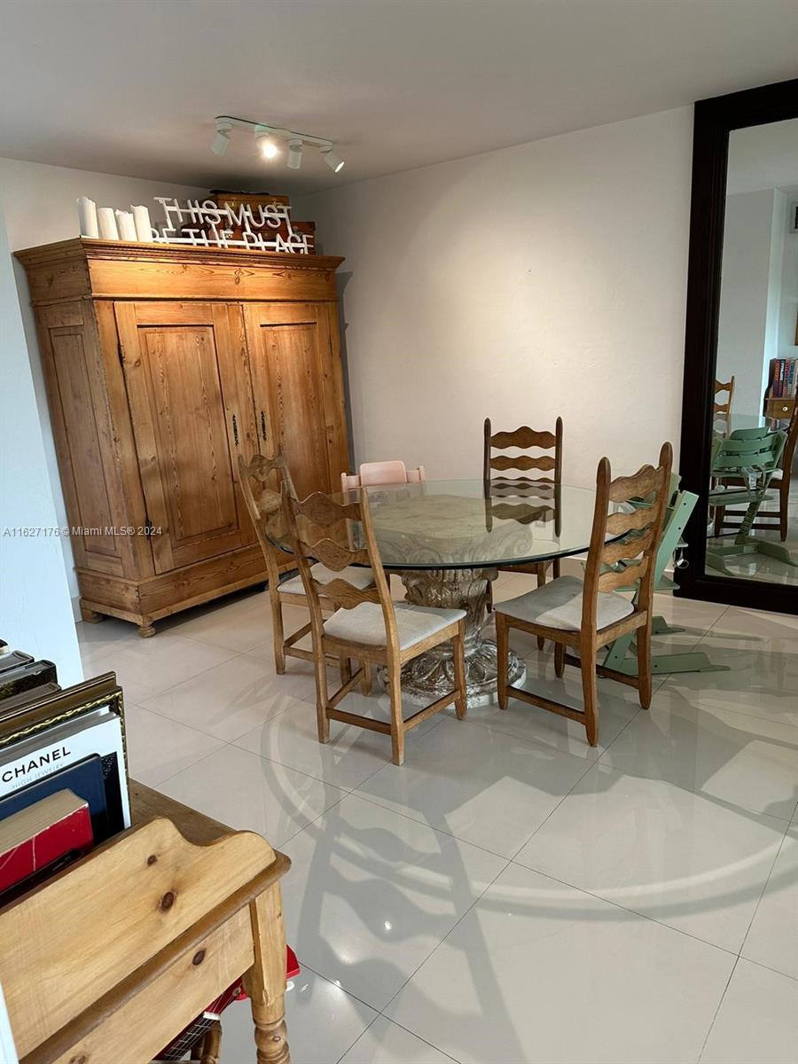 6855 Edgewater DrPrivate Address