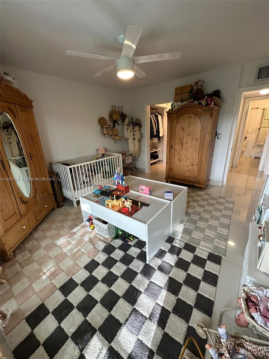 6855 Edgewater DrPrivate Address