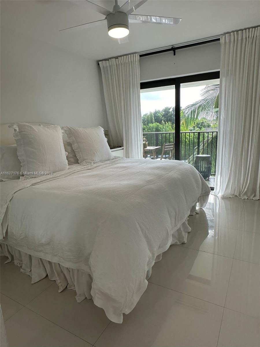 6855 Edgewater DrPrivate Address