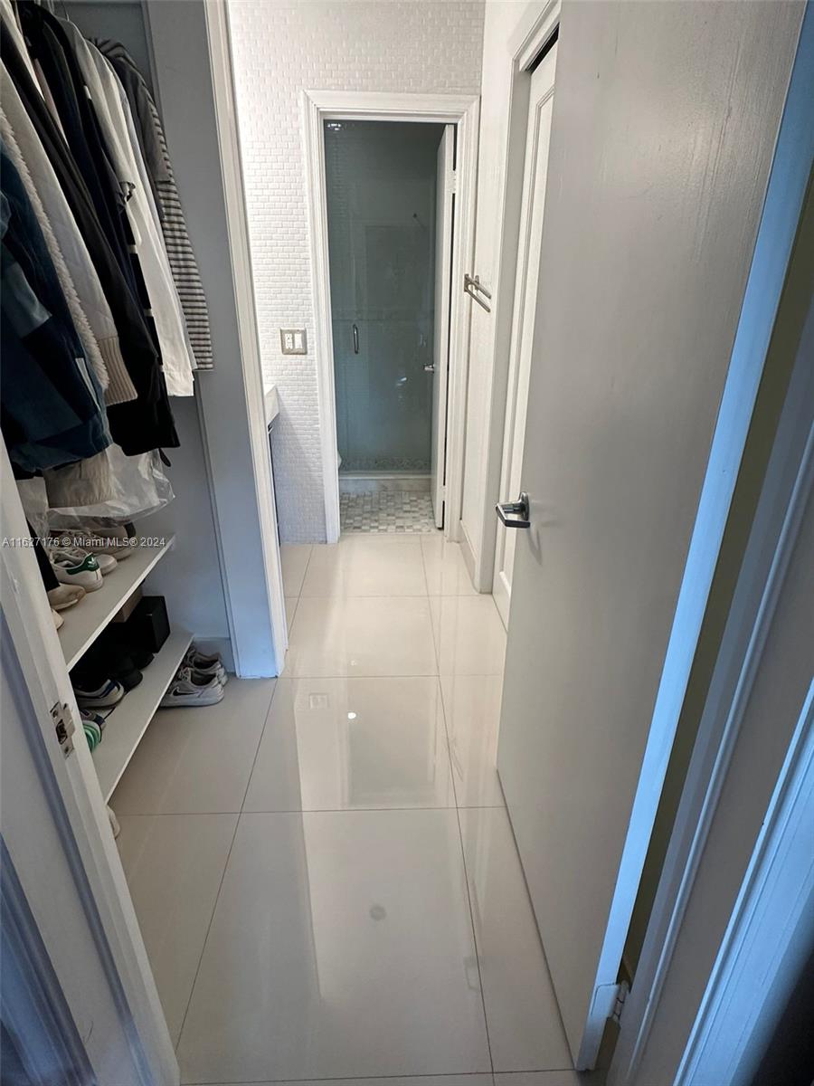 6855 Edgewater DrPrivate Address