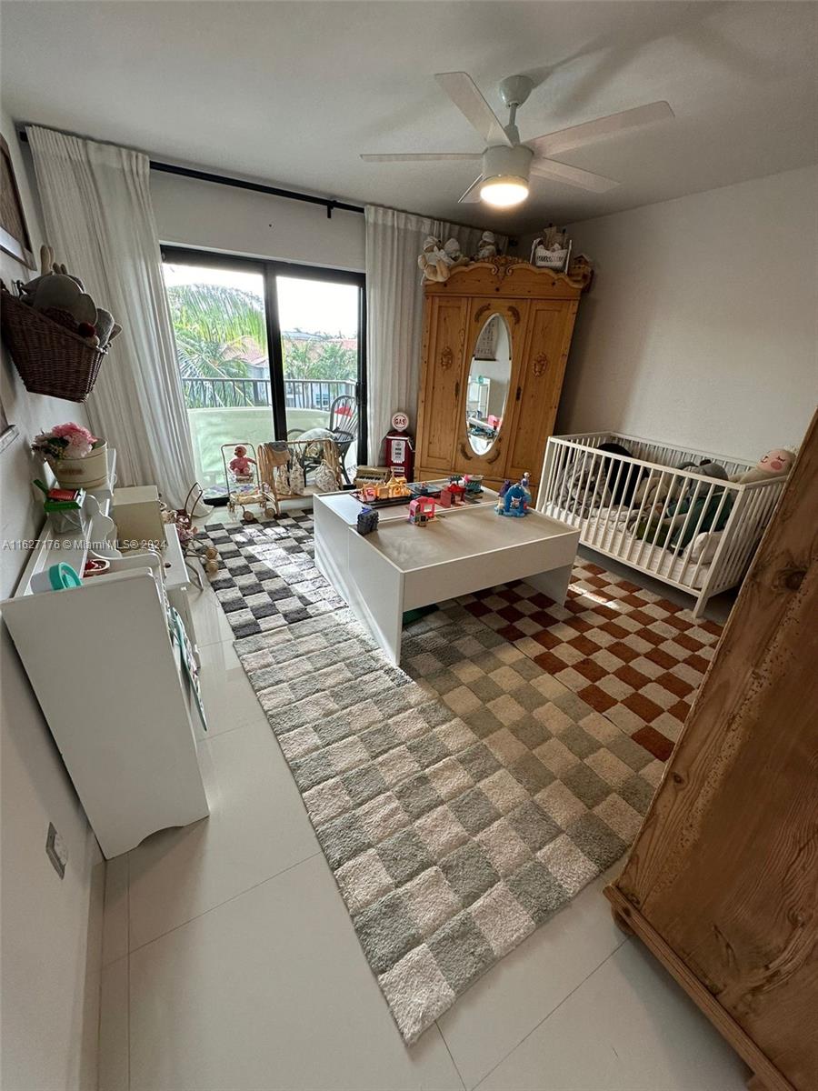 6855 Edgewater DrPrivate Address